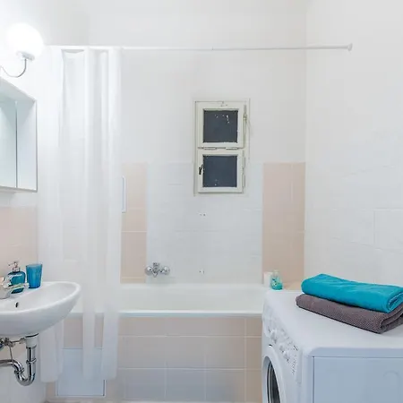 Apartments U Nemocenske Pojistovny Apartament